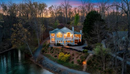 8599 Burnt Chimney Rd, Wirtz, VA, 24184-4481 | Card Image