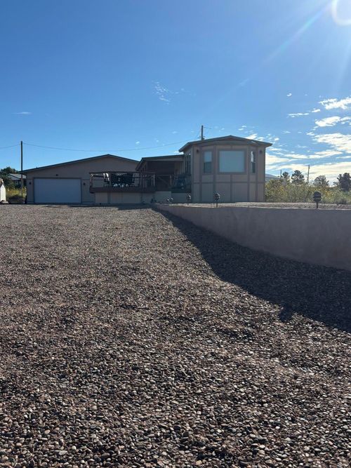 305 Boat Dock Dr, Conchas Dam, NM, 88416-1121 | Card Image