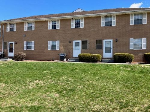 315-315 Elmwood Road, Hudson, NH, 03051 | Card Image