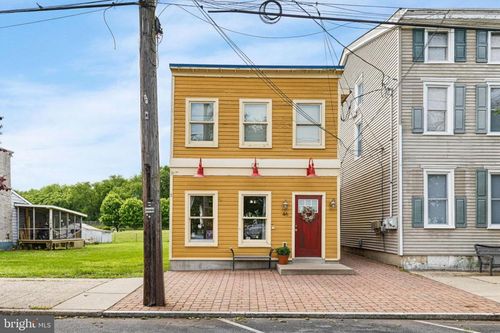 46 Clinton St, DELAWARE CITY, DE, 19706-7700 | Card Image