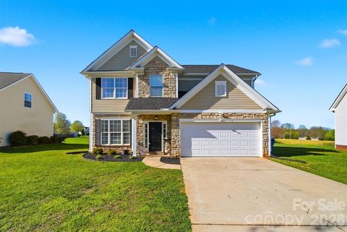 5050 Orchard Park Dr, Hickory, NC, 28602-7238 | Card Image
