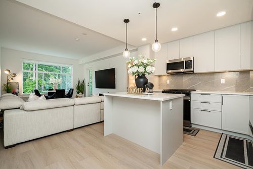 608-3528 146a St, Surrey, BC, V4P0H4 | Card Image