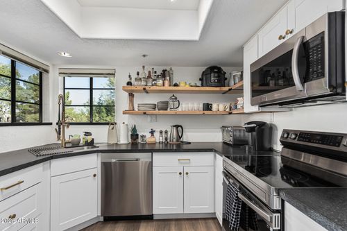 201-6885 E Cochise Rd, Paradise Valley, AZ, 85253-1419 | Card Image