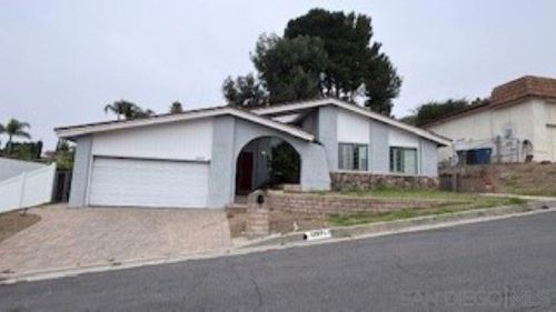 12571 Henzie Pl, Granada Hills, CA, 91344-1523 | Card Image