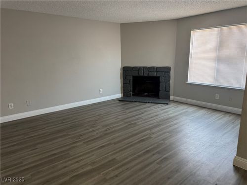 apt-1-6925 Hopkins Dr, Las Vegas, NV, 89156-6127 | Card Image