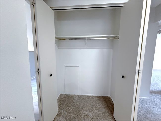 953 Hampton Ridge Dr, Condo with 2 bedrooms, 2 bathrooms and null parking in Akron OH | Image 36