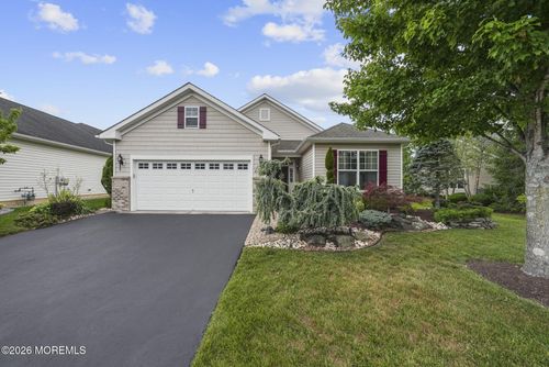 194 Wintergreen Dr, Manalapan, NJ, 07726-6012 | Card Image