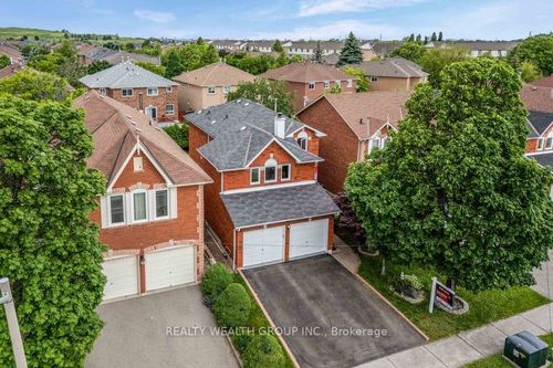 1077 Windsor Hill Blvd, Mississauga, ON, L5V1P4 | Card Image