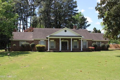 220 Flushing Cv, Hernando, MS, 38632-4518 | Card Image