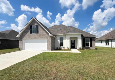 196 Pond Dr, House other with 3 bedrooms, 2 bathrooms and null parking in Thibodaux LA | Image 1