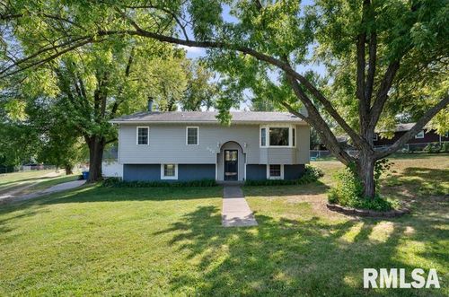 338 Benton St, Le Claire, IA, 52753-9664 | Card Image