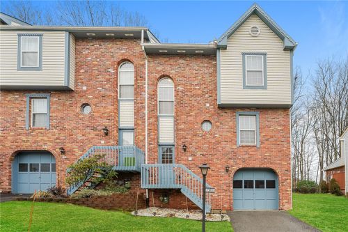 2305 Timberglen Dr, Imperial, PA, 15126-9272 | Card Image