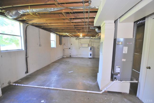 112 Half Moon Ln, House other with 3 bedrooms, 3 bathrooms and null parking in Rustburg VA | Image 35