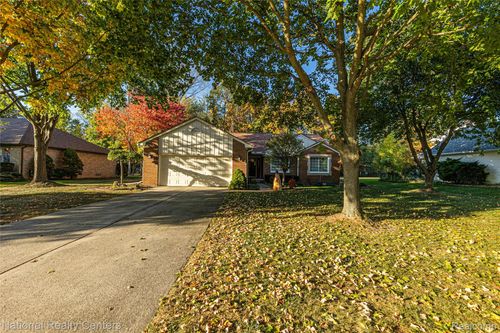 710 Turnberry Dr, Saint Clair, MI, 48079-4280 | Card Image