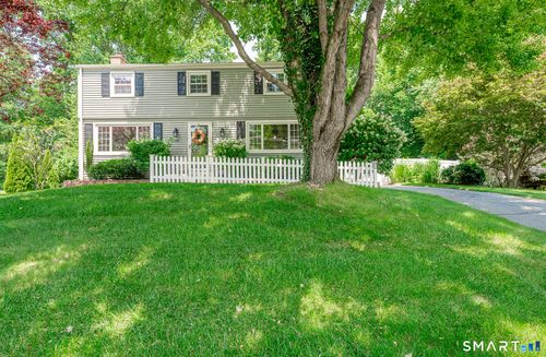38 Edgewood Dr, Enfield, CT, 06082-5916 | Card Image