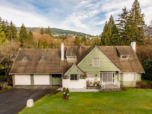 865 Burley Dr, West Vancouver, BC, V7T1Z8 | Card Image