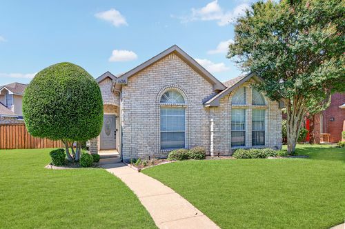 608 Raintree Cir, Coppell, TX, 75019-2832 | Card Image