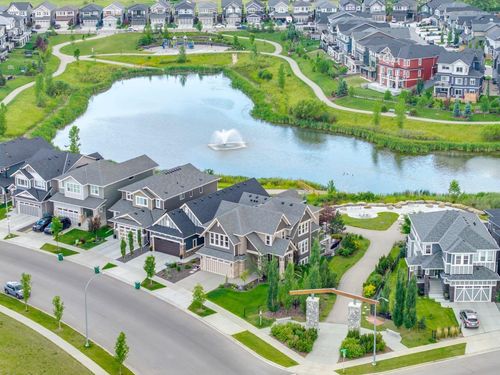 425 Kings Heights Drive Se, Airdrie, AB, T4A0Y2 | Card Image