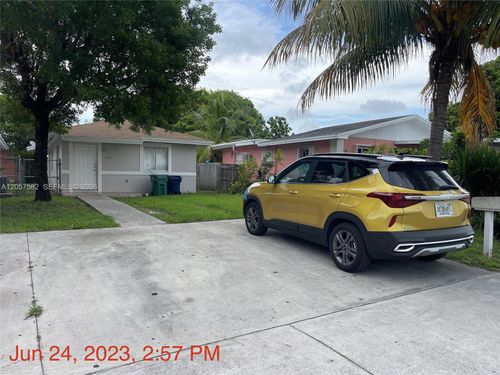 5881-5881 Nw 32nd Ave, Miami, FL, 33142-2116 | Card Image
