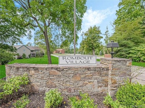 115-115 Sterling St, Beacon, NY, 12508-1451 | Card Image