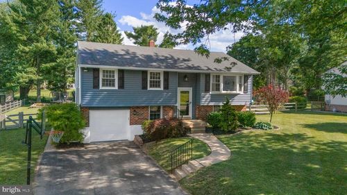 1435 Hunters Ln, WEST CHESTER, PA, 19380-1317 | Card Image