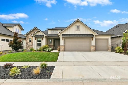 1911 N Willowick Ave, Eagle, ID, 83616-4450 | Card Image