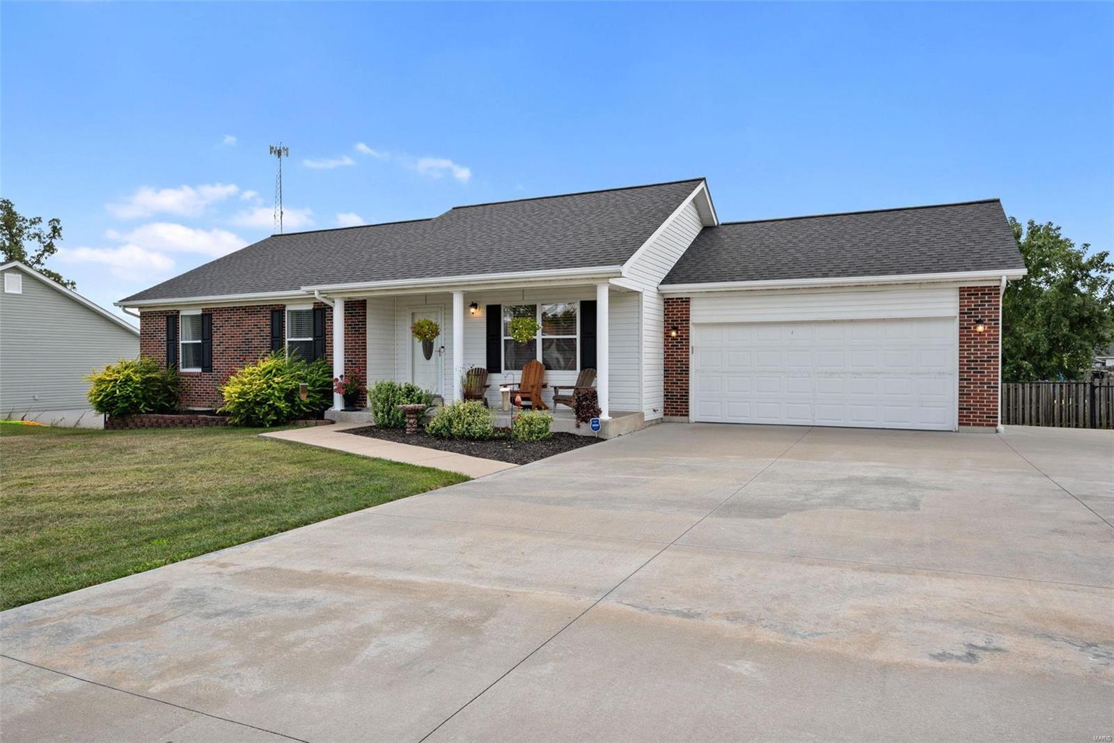 Shawn Ct, Troy, MO 63379