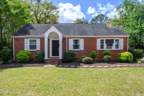 2207 Woodland Ave, New Bern, NC, 28560-5387 | Card Image