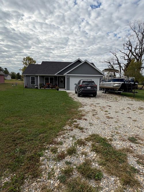 1594 Cowlitz Trl, Greensburg, IN, 47240 | Card Image