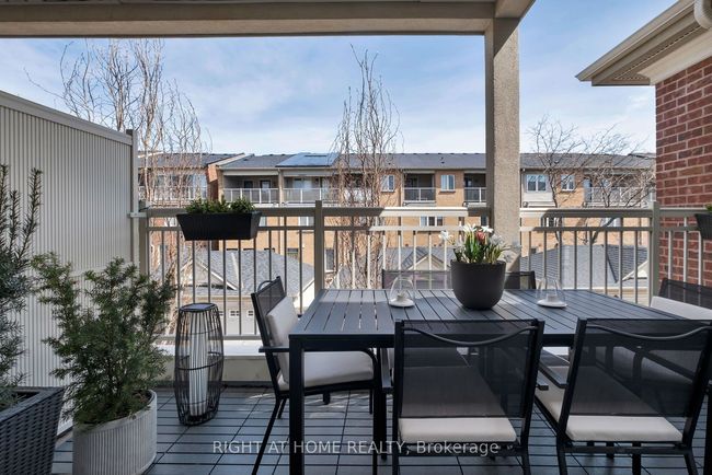 118 - 2320 Gerrard St E, Condo with 3 bedrooms, 2 bathrooms and 26 parking in Toronto ON | Image 13