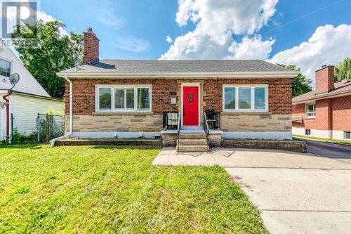 191 Nash Rd N, Hamilton, ON, L8H2P8 | Card Image