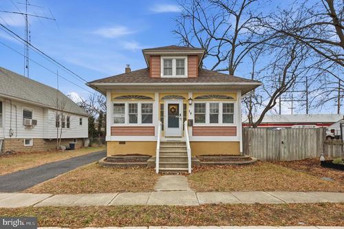 16 Progress Ave, WOODBURY, NJ, 08096-1212 | Card Image