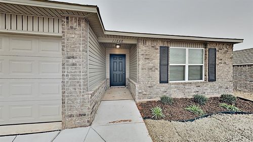 11648 Nw 97th St, Yukon, OK, 73099-4069 | Card Image