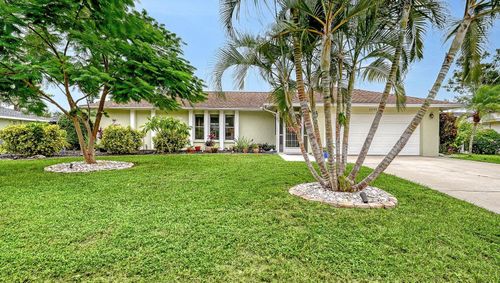 2295 Pine View Cir, SARASOTA, FL, 34231-6929 | Card Image