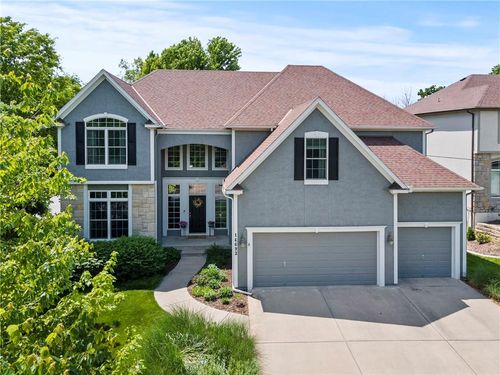 14692 S Garnett St, Olathe, KS, 66062-8411 | Card Image