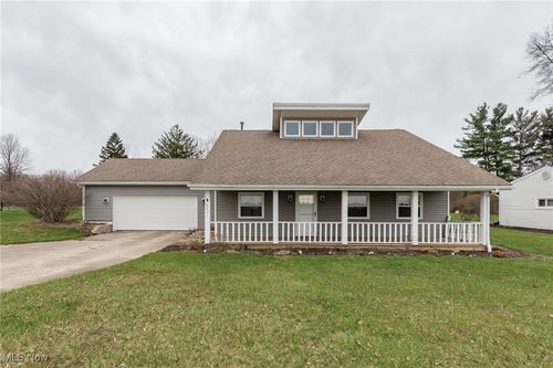 8821 Westfield Rd, Seville, OH, 44273-9151 | Card Image