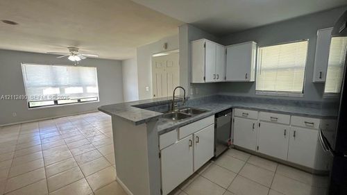 4025-4025 Nw 87th Ave, Sunrise, FL, 33351-6585 | Card Image