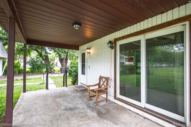 19-web-or-mls-10756 Oak St Exterior (8 of 11).jpg | Image 17