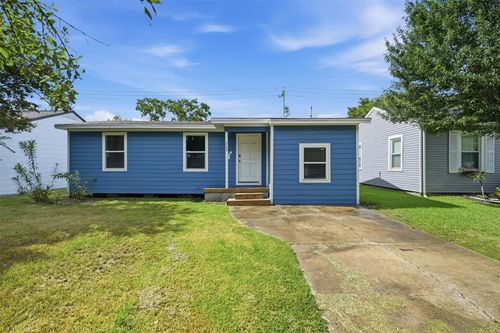 225 19th Ave N, Texas City, TX, 77590-6124 | Card Image