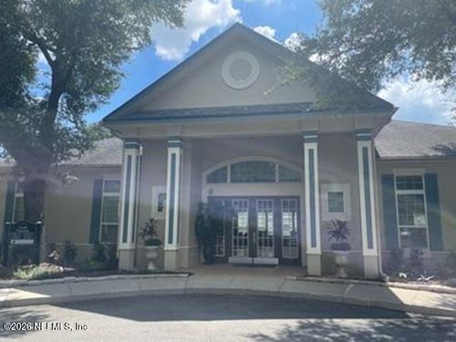 605-13700 Richmond Park Dr N, Jacksonville, FL, 32224-4268 | Card Image