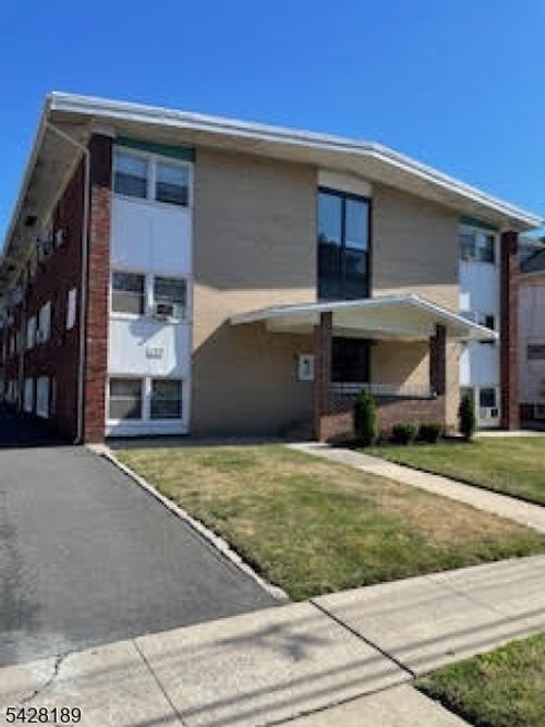 6-120 W 3rd Ave, Roselle, NJ, 07203-1254 | Card Image