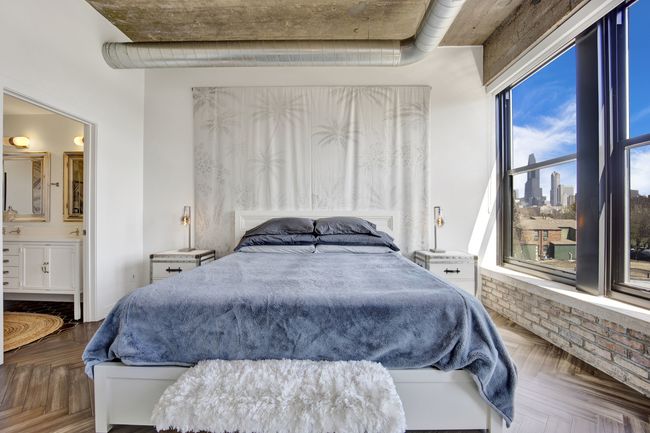 UNIT-337 - 1033 W 14 Th Pl, Condo with 3 bedrooms, 2 bathrooms and 1 parking in Chicago IL | Image 11