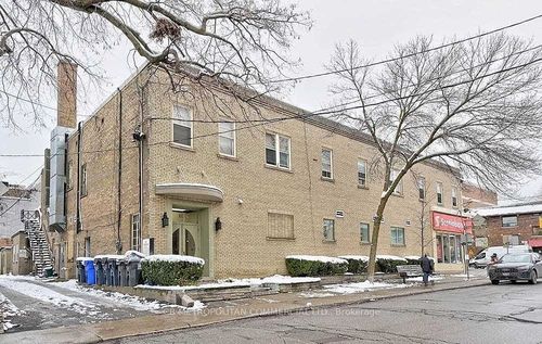 4-21 Castle Knock Rd, Toronto, ON, M5N2J3 | Card Image