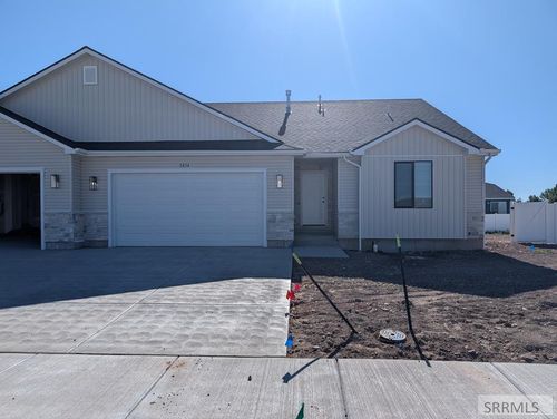 3448 Schneider Dr, Ammon, ID, 83406 | Card Image