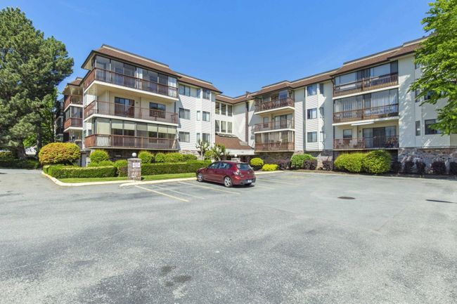 213 - 2414 Church Street, Condo with 2 bedrooms, 1 bathrooms and null parking in Abbotsford BC | Image 1