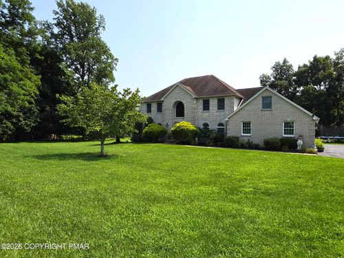 602 Little Mayfair Ct, Stroudsburg, PA, 18360-8544 | Card Image