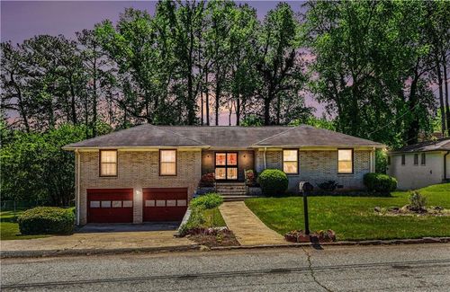 3505 Springrun Dr, Decatur, GA, 30032-6830 | Card Image