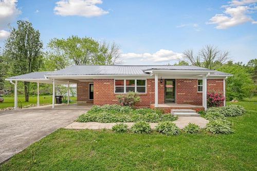 1320 River Dr, Celina, TN, 38551-4152 | Card Image