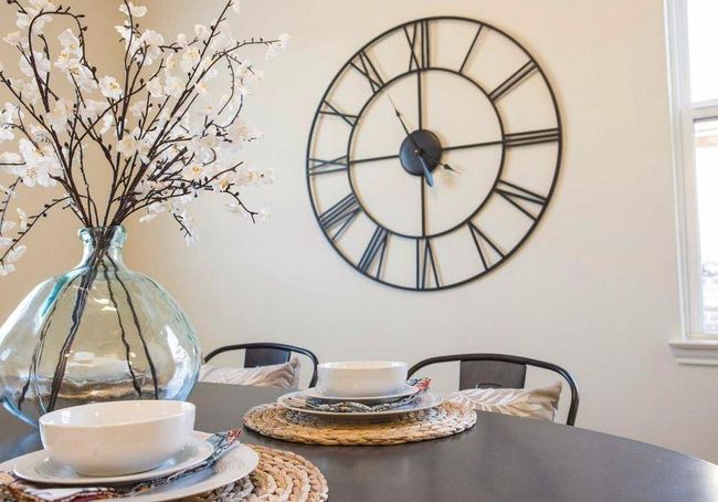 Gather with family and friends in the dining room. | Image 4