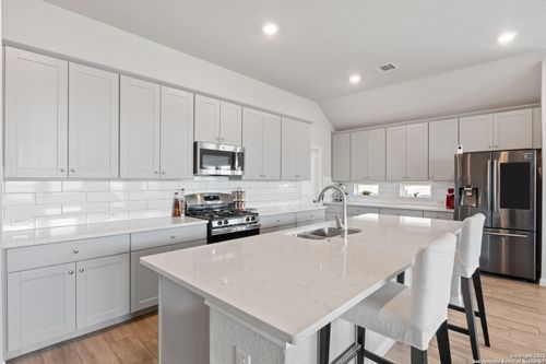 12067 Pitcher Rd, San Antonio, TX, 78253-4521 | Card Image
